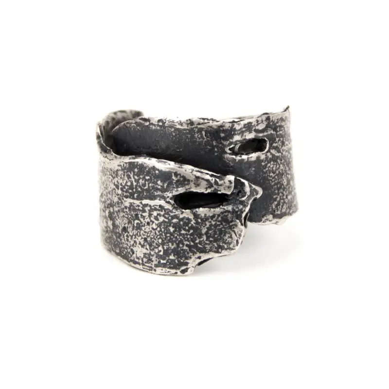 Archived Cherry Bark Ring – Textured Organic Band Design