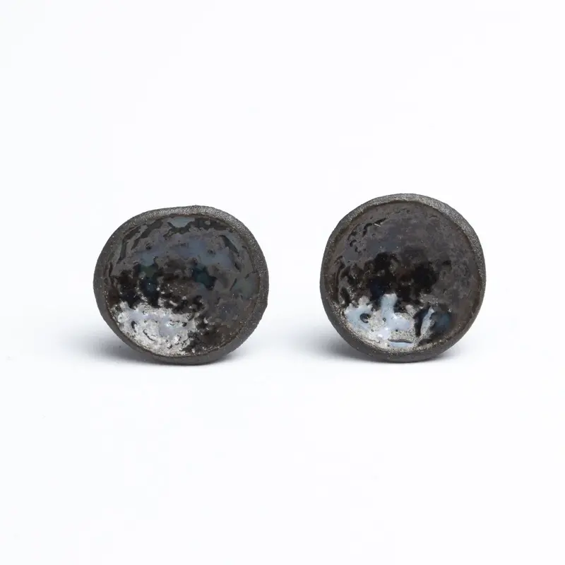 Black Lustrous Post Earrings – Polished Minimalist Design
