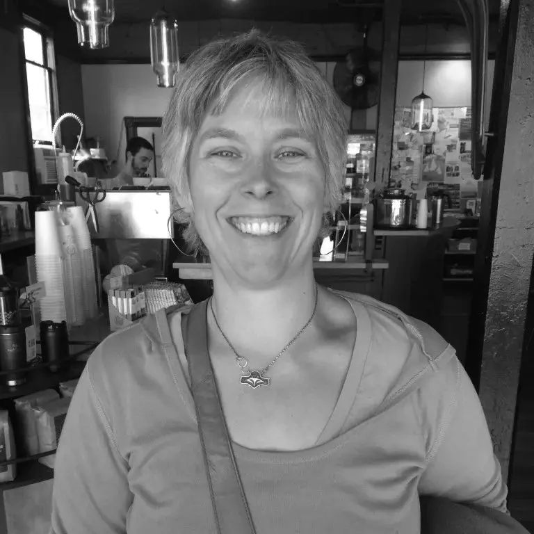 Dana Cassara – Founder & Lead Jewelry Instructor
