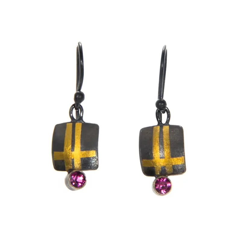 Gold Keum-Boo Garnet Drop Earrings – Traditional Korean Technique
